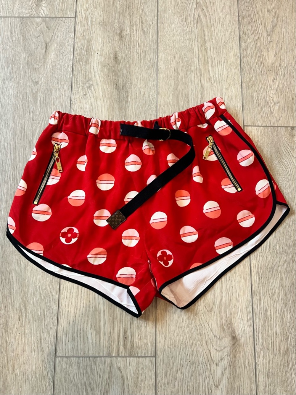 Louis Vuitton Silk High Waist Shorts Size 38 (US 4–6) Red Monogram Print